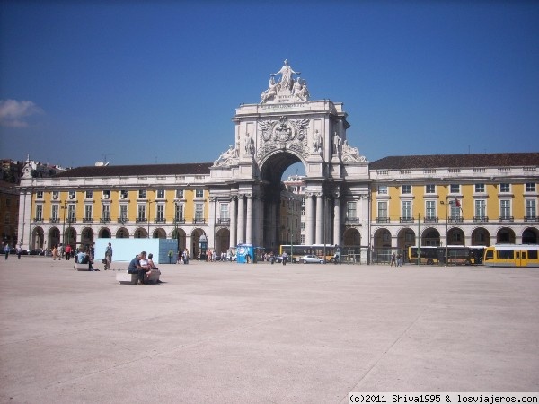 Plaza del Comercio de Lisboa
Arco triunfal de la Rua Augusta.
