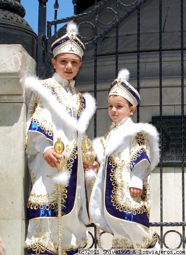 Celebración infantil en Estambul
Engalanados para la fiesta.
