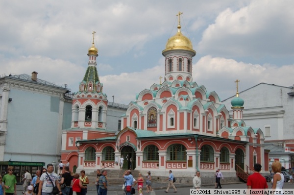 Catedral de Kazan - Moscu
Consagrada en 1636, fue destruida en 1936 y vuelta a construir en 1993.
