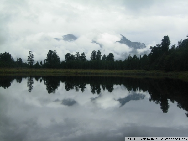 El lago Matheson
Está ubicado en el Parque Nacional Westland, muy cerca de los glaciares Franz Joseph y Fox
