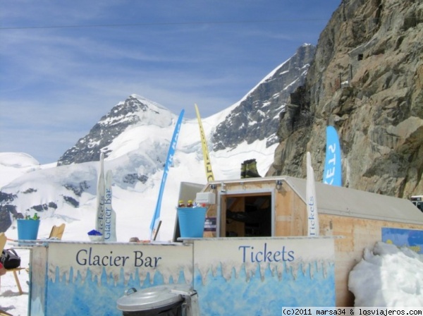 Bar en el Top of Europe
Bar a 3.454 metros de altura, en la estación de tren más alta de Europa
