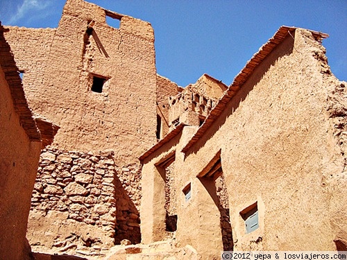 Muros
En el interior de la Kasba de Ait Ben Haddou se conservan todavia muros originales
