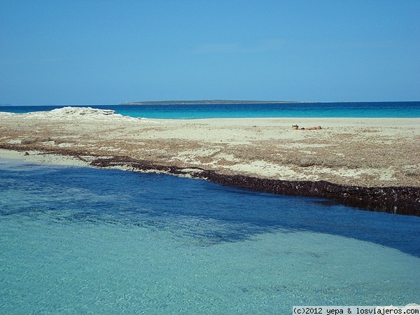 Formentera: Calas y playas - Islas Baleares