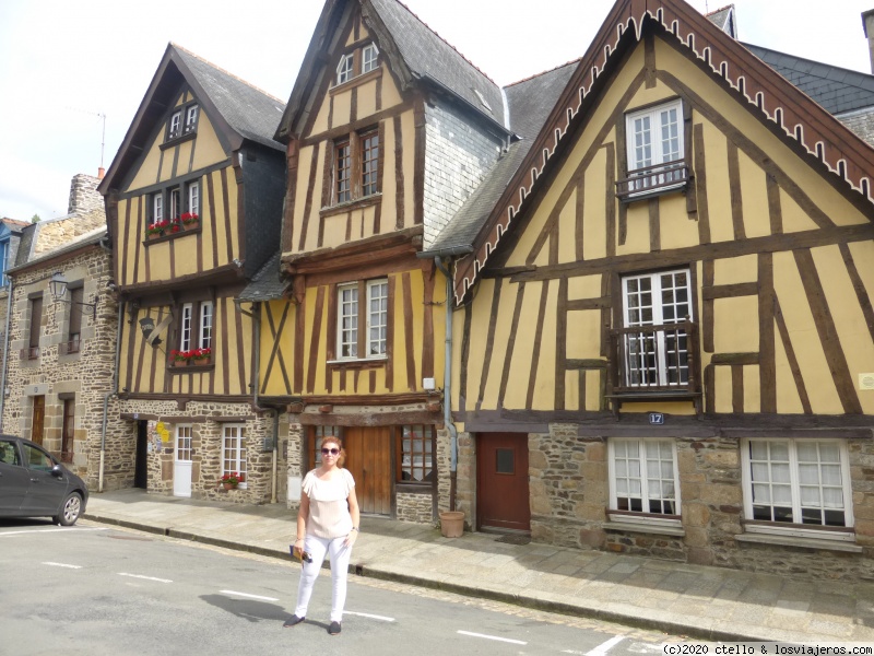 BRETAÑA, NORMANDÍA Y LOIRA (sin coche) - Blogs de Francia - DÍA 4. RENNES- VITRÉ- FOUGÈRES- RENNES (6)