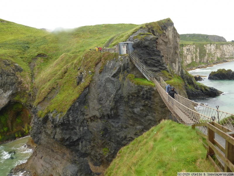 IRLANDA, TIERRA DE GIGANTES - Blogs of Ireland - DÍA 3. DERRY- CASTILLO DE DUNLUCE- PUENTE CARRICK-A-REDE-CASTILLO DE DUNSEVERICK (1)