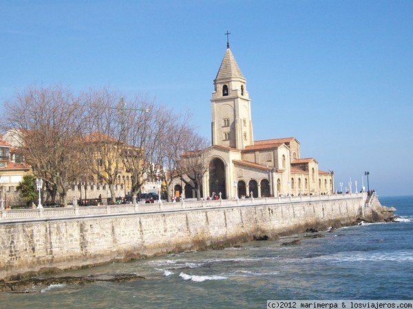 Viajar a  España: Gijon - Iglesia de San Pedro - Gijón (Gijon)