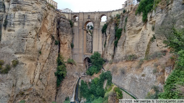 Puente Nuevo en Ronda
Puente Nuevo en Ronda
