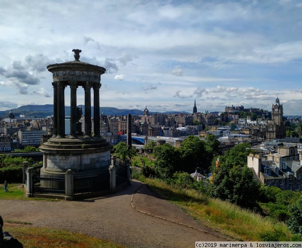Calton Hill - Edimburgo
Vistas de Edimburgo desde la colina de Calton Hill.
