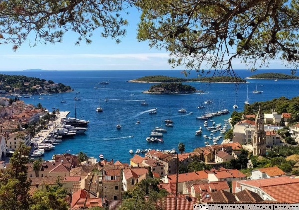 Islas Pakleni desde Hvar
Vistas de las islas Pakleni desde la fortaleza española de Hvar Town
