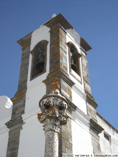 Pelourinho y torre de la Iglesia da Nossa Senhora de Lagoa - Monsaraz
Pelourinho y torre de la Iglesia da Nossa Senhora de Lagoa - Monsaraz
