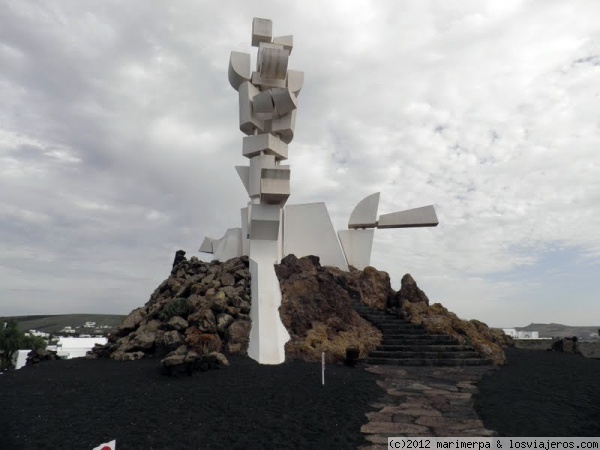 Monumento al Campesino
Monumento al Campesino, de César Manrique, en Lanzarote. Concretamente la estatua 