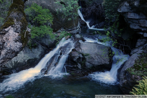 Garganta de las Nogaledas - Valle del Jerte
Uno de los muchos saltos de agua que pueden verse en la ruta de las Nogaledas, una de las más emblemáticas del Valle del Jerte.
