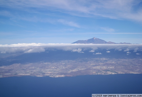 Tenerife desde el aire
La isla de Tenerife vista desde el avión.
