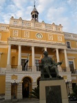 Ayuntamiento de Badajoz
Ayuntamiento, Badajoz, Fachada, Luis, Morales, estatua