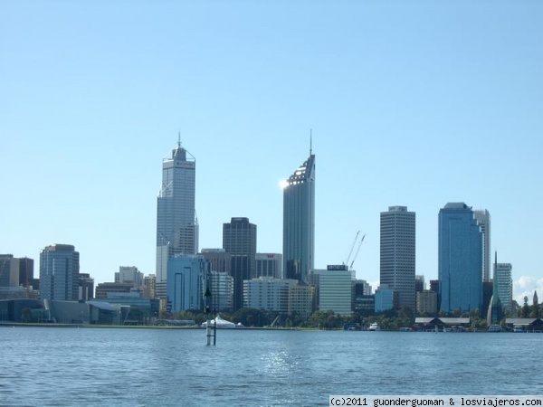 Skyline
El skyline de la ciudad de Perth en la costa oeste de Australia
