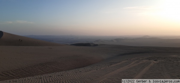 Desierto de Ica
Atardecer en el desierto de Ica
