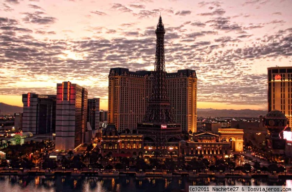 Amanece las Vegas
Vista desde la habitación del Bellagio en las Vegas. Amanece la ciudad
