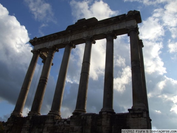 Foro Romano
Restos del Templo de Saturno en el Foro Romano

