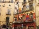 Grafiti en casa okupas Nápoles