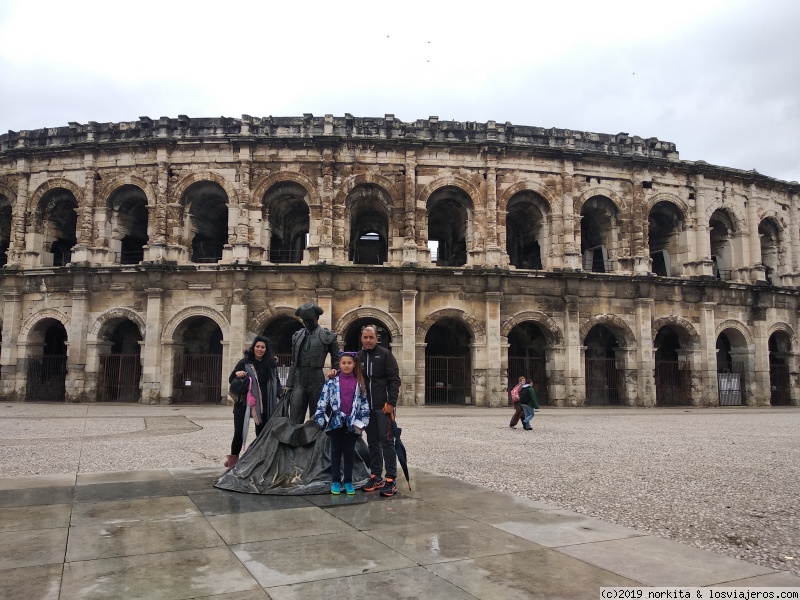 3 PARADAS EN RUTA PARA DORMIR,MONTMELO,NIMES Y BELFORT - NAVIDADES ALSACIA-SELVA NEGRA-SUIZA EN COCHE DESDE MADRID 2018 (3)