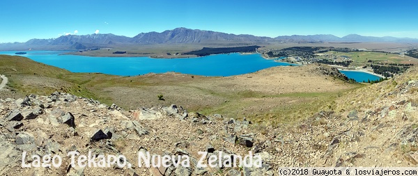 LAGO TEKAPO
El color del lago es de un azul casi imposible.
