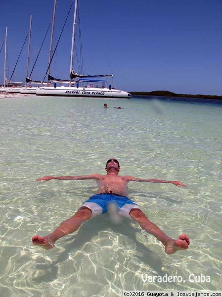 RELAX EN CAYO BLANCO. VARADERO. CUBA
POCO MÁS SE PUEDE DECIR QUE NO INTUYAS EN LA FOTO. ARENA BLANCA, AGUAS AZUL TURQUESA Y SOL......
