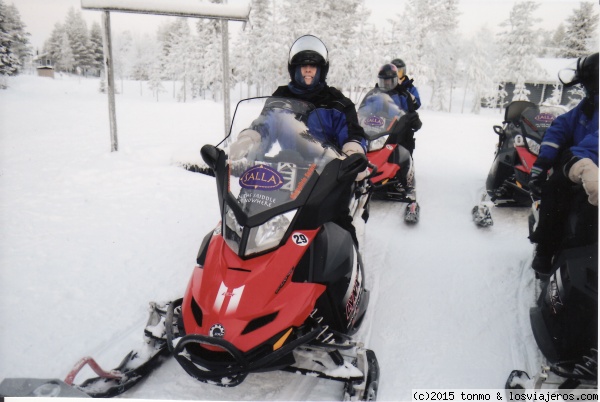 Laponia: navidad 2014
Excursión con motos de nieve
