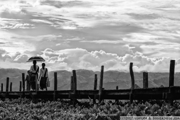 Inle
Locales paseando
