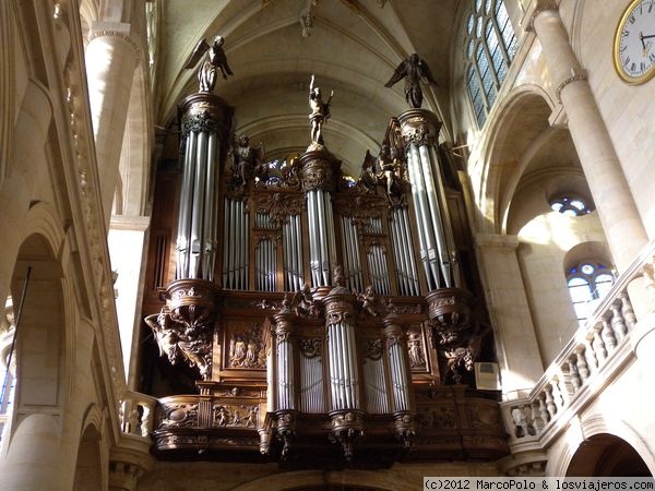 Iglesia St Etienne du Mont - Órgano
También tiene la Iglesia un órgano bastante aparente
