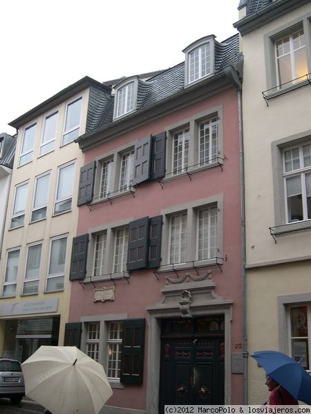Bonn Beethoven Haus
El genial compositor nació en Bonn. Y eso se nota. Aquí la casa donde nació y vivió hoy convertida en museo

