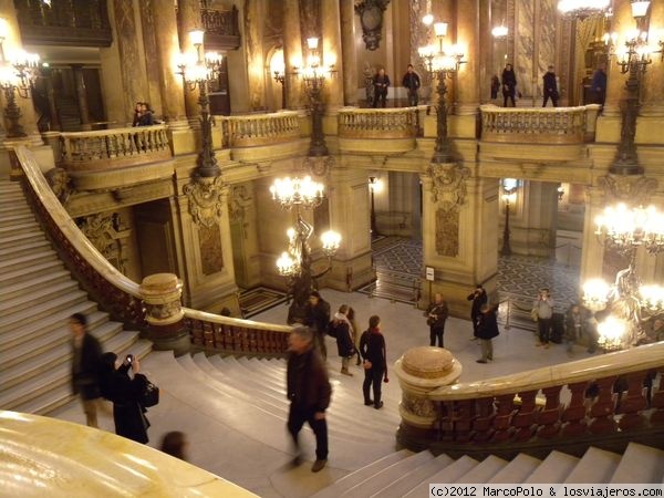 Escalera de la Ópera
la Ópera Garnier bien merece una visita. Su espectacular escalera puede que sea lo más destacable de su interior
