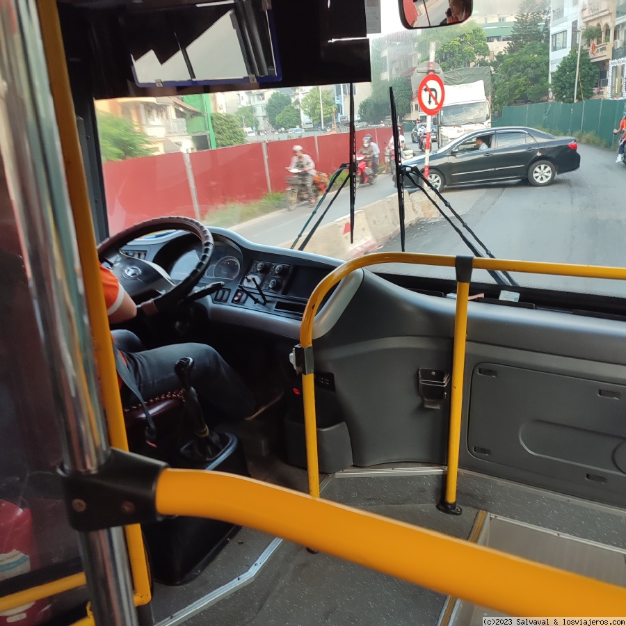 Viajar a  Vietnam: Mapa Carreteras Pdf Descargar - Maniobra carretera aeropuerto (Mapa Carreteras Pdf Descargar)