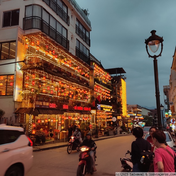 Fachada iluminada
Sa Pa
