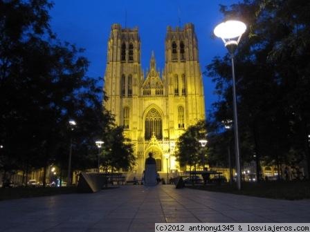 Catedral de Bruselas
Vista nocturna de la catedral de San Miguel y Santa Gúdula de Bruselas
