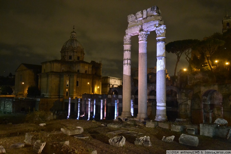 Viajar a  Italia: Capitals Imperials - Roma by night 5: Foro Imperial (Capitals Imperials)
