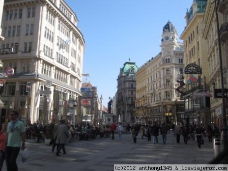 Calle Graven, Viena
Vista de la calle comercial por excelencia de Viena, en las cercanías de Stephanplatz
