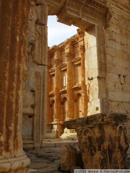 Templo de Baalbek
Entrada al magnífico templo de Baco en Baalbek, Líbano
