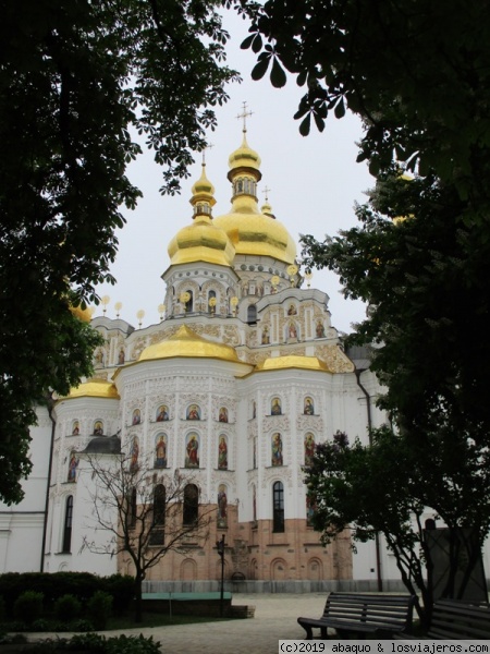 Cúpulas en Kiev
El santuario de Pecherska Lavra incluye un conjunto de templos, cuevas y museos
