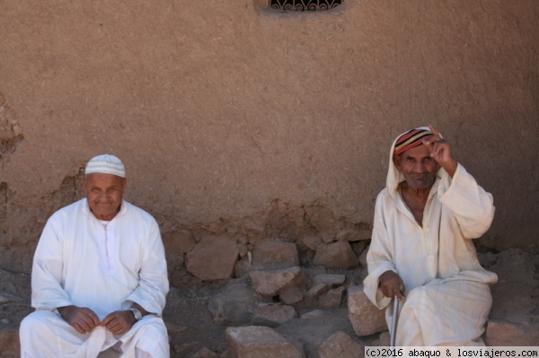 En el Atlas marroquí
Paisanos en un pueblo perdido en el Marruecos bereber
