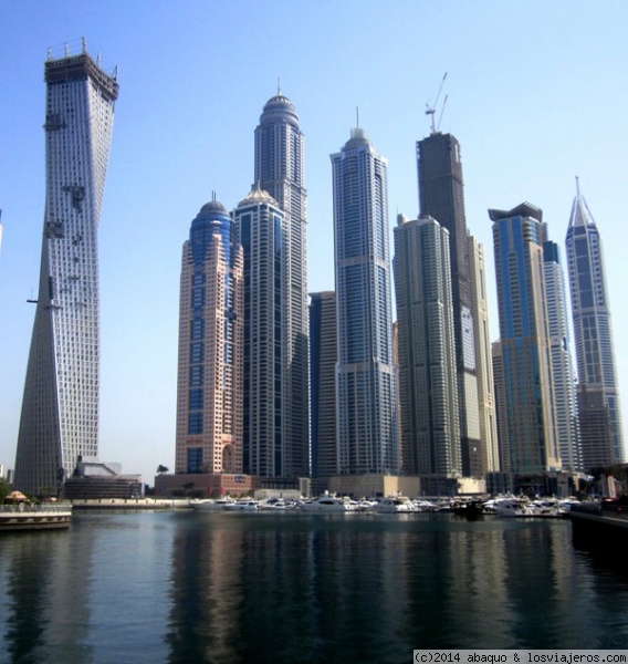 Rascacielos Dubai
El sorprendente conjunto de rascacielos en la Marina de Dubai
