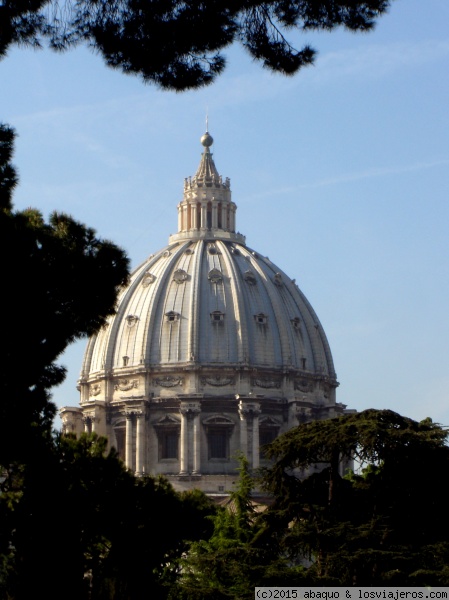 Cúpula S. Pedro
Vista de la magnífica cúpula de Miguel Ángel en el Vaticano
