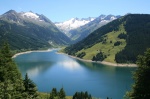 En el Tirol austríaco
montañas Alpes tirol Austria lago enmbalse