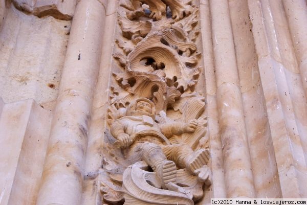 Astronauta-Catedral Salamanca
Astronauta en la Catedral de Salamanca, según nos dijeron no tiene nada de misterioso, el último restaurador quiso hacer una gracia......
