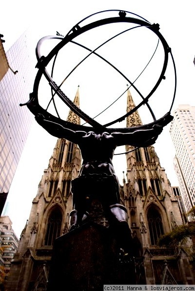 Estatua de Atlas-Sant Patrick Catedral
Estatua de Atlas y Catedral de San Patricio-Manhattan-Nueva York
