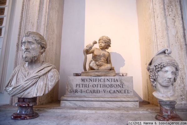 Niño Hércules. Museos Capitolinos Roma
Niño retratado como Hércules que estrangula a las serpientes. Museos Capitolinos en Roma
