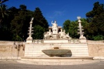 Fuente de la Diosa.Plaza del Popolo Roma