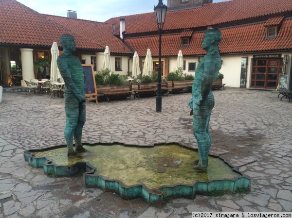 Escultura Proudy, Museo Kafka. David Černý
Escultura móvil Museo de Kafka
