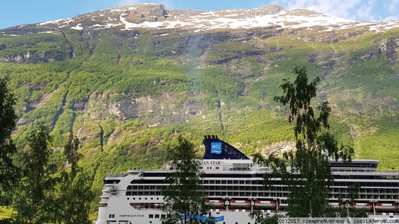 Foro de Helicoptero Fiordos: Fiordo noruego de GEIRANGER