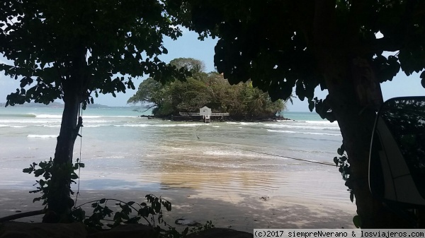 Isla TAPROBANE, WELIGAMA BAY
Hotel de lujo en la pequeña isla
