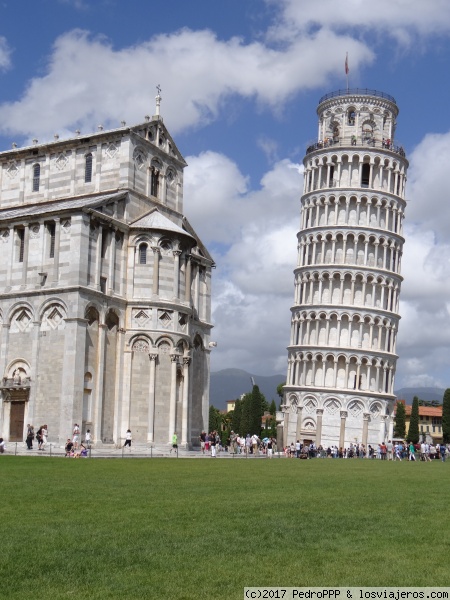 La torre de Pisa
La torre de Pisa
